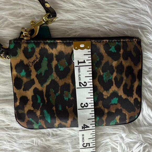 COACH y2k Cheetah Print Poppy Wristlet - Picture 6 of 7